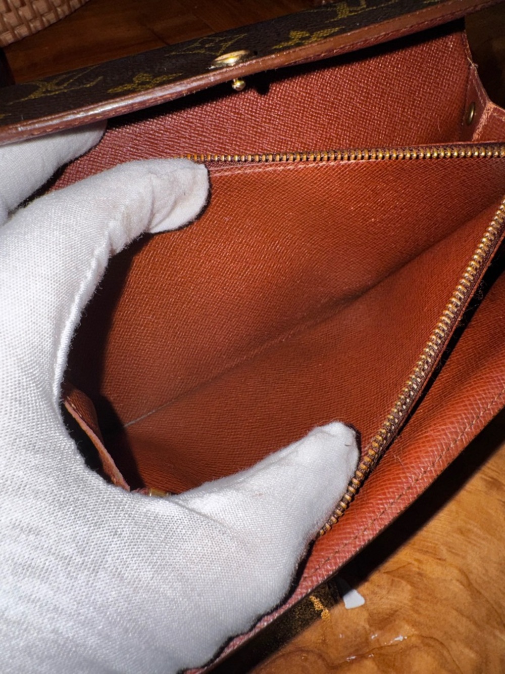 Louis Vuitton, beautiful vintage long Sarah wallet or Crossbody 100% authentic - Picture 13 of 17